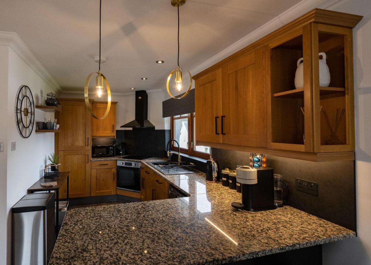 Canalside Apartment Fort William Buitenkant foto